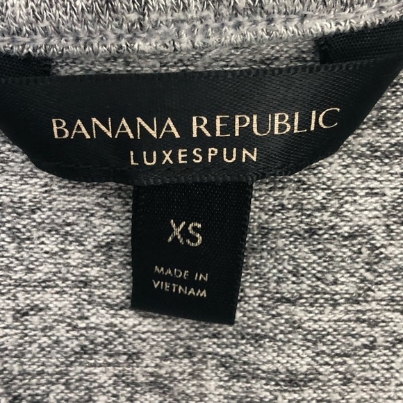 Banana Republic gray sleeveless scoop neck luxespun tank tee XS - Picture 4 of 5